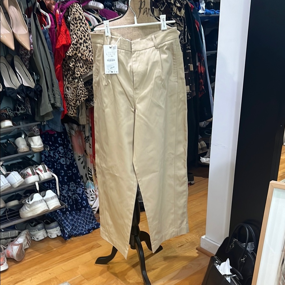 Zara Tan Chinos barrel style  High-Waisted Relaxed Fit